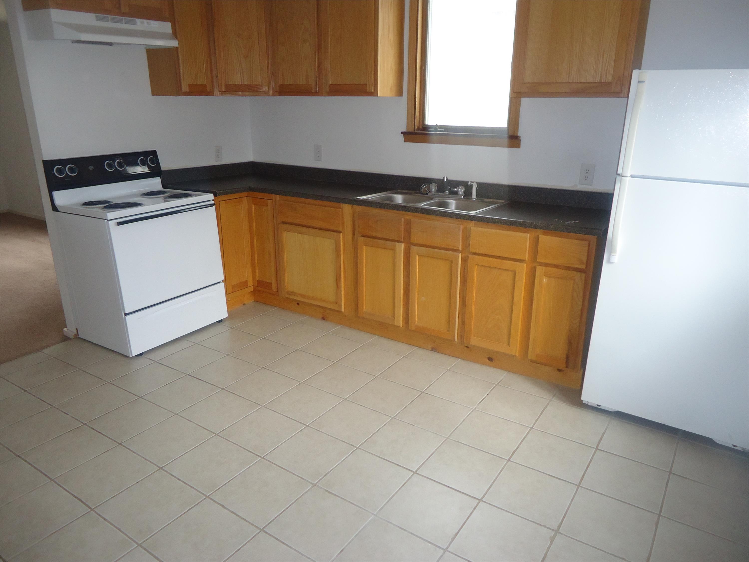 214 CENTRAL AVE S - 1