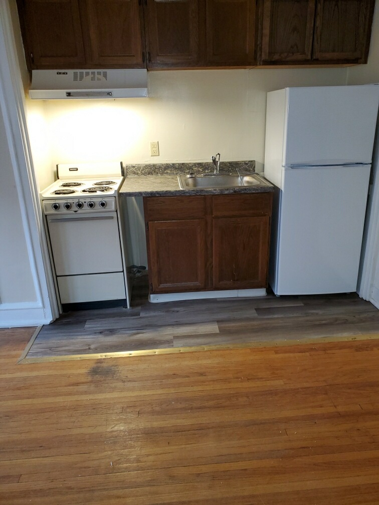 802 East Howard Street - 212